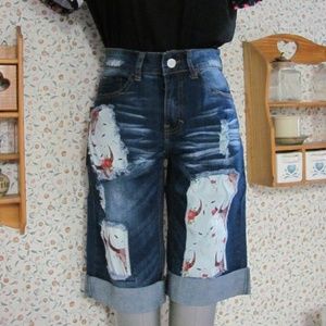 L & B COWSKULL BOYFRIEND BERMUDA SHORTS  BRAND NEW